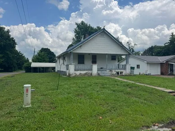 310 N Davis Street, Miller, MO 65707