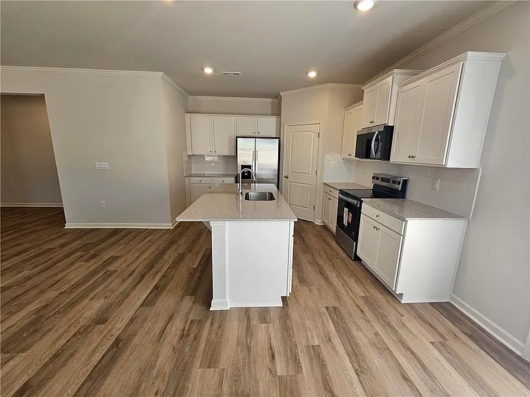 27 Berryville Dr — Photo 7