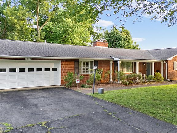 2nd image of 8204 Bennington Dr