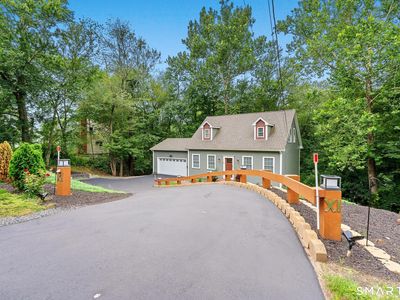 11 Hamilton Road, East Granby, CT, 06026