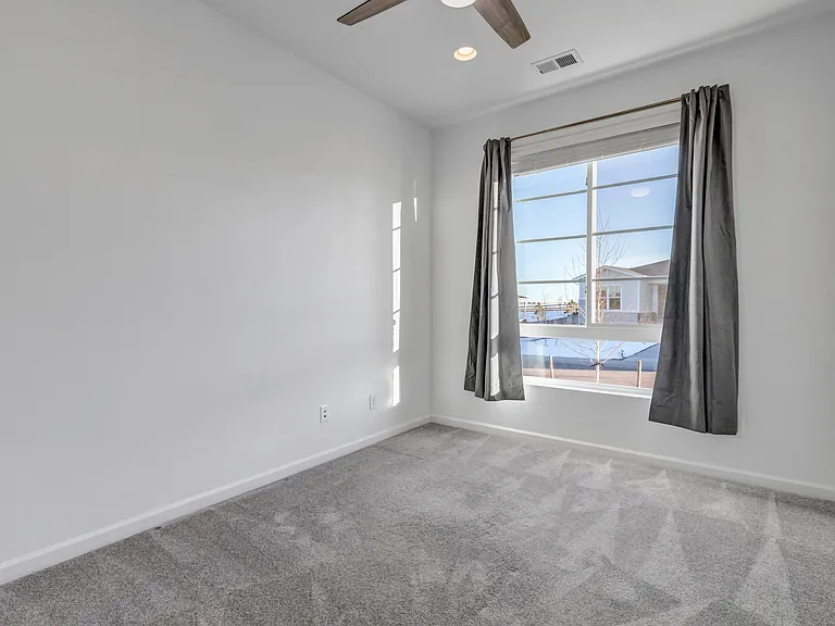 4007 Castle Vista Ln — Photo 9