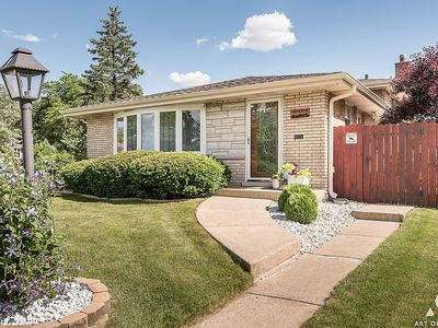 9001 W 92nd Pl, Hickory Hills, IL, 60457