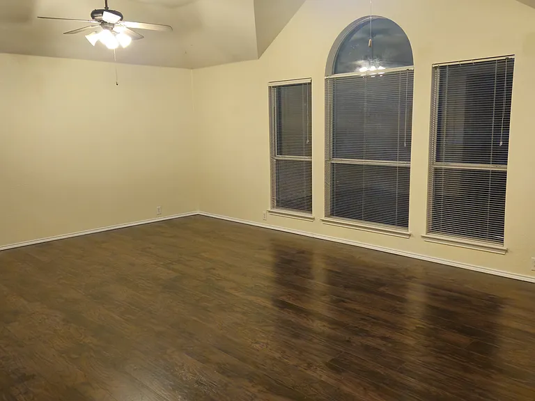 6105 Silverleaf Ln — Photo 7