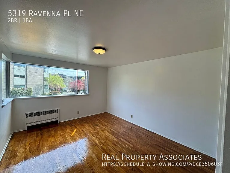 5319 Ravenna Pl NE — Photo 10