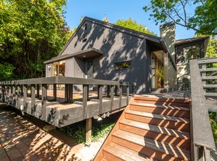 457 39th Ave E, Seattle, WA 98112