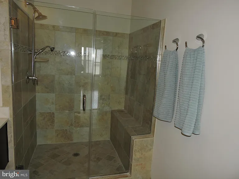 20425 Codman Dr — Photo 14