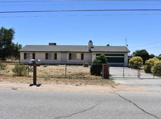 11526 2nd Ave, Hesperia, CA 92345