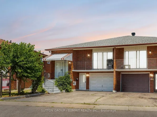 20 Sawmill Rd, Toronto, ON M3L 2M2