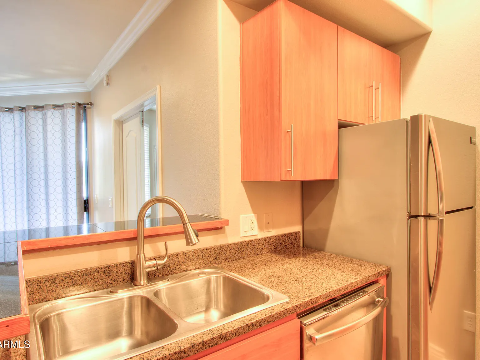 2 bed, 2.0 bath, 843 sqft, $1,650 — Photo 3