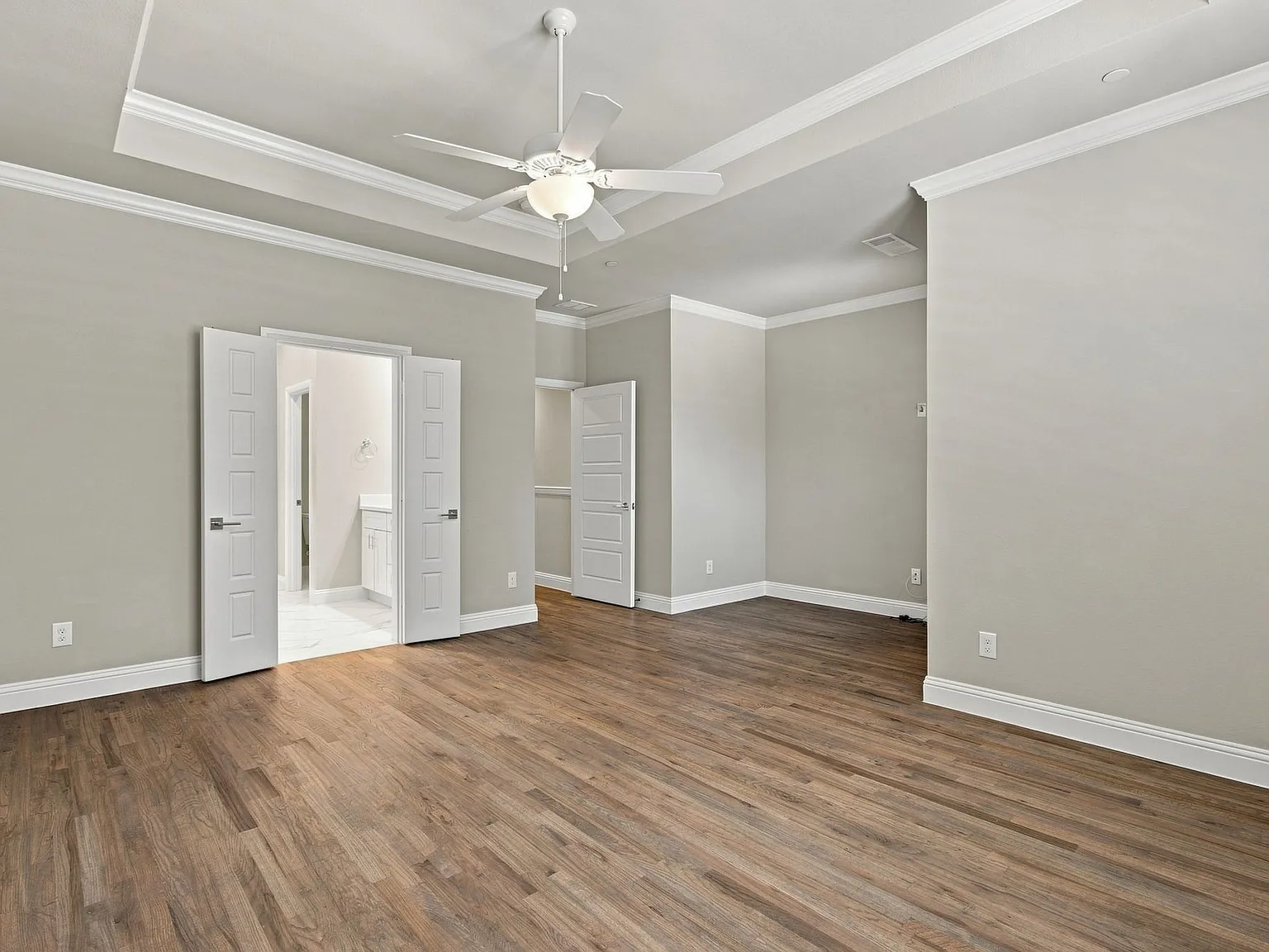 2 bed, 2.5 bath, 1980 sqft, $2,900 — Photo 4