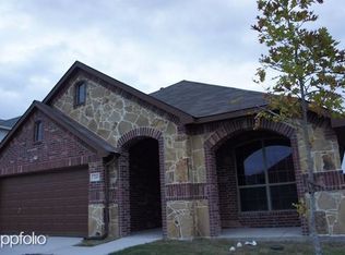 724 Valley Ct, Royse City, TX