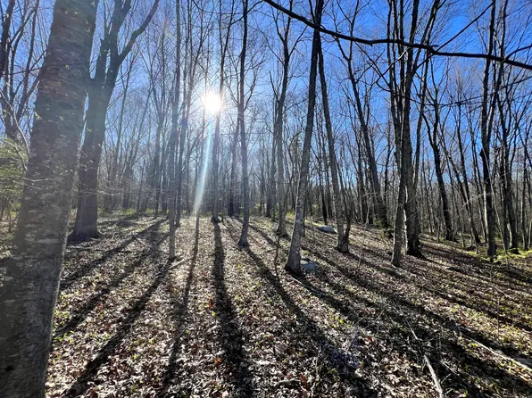 84 Hanover Versailles Road, Sprague, CT 06330