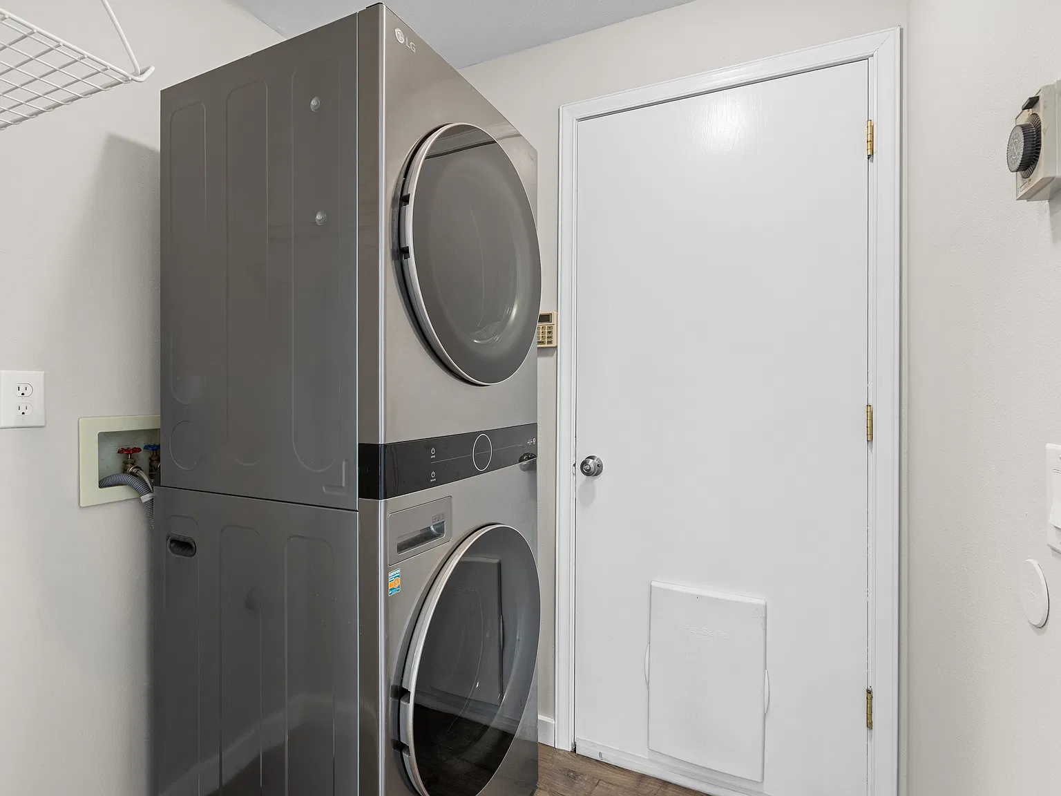 4 bed, 1742 sqft, $4,000 — Photo 3