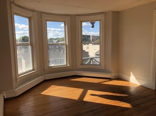 10 Lancaster St #4, Worcester, MA 01609