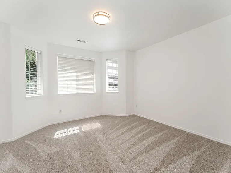 8339 SW Monica Ct — Photo 10