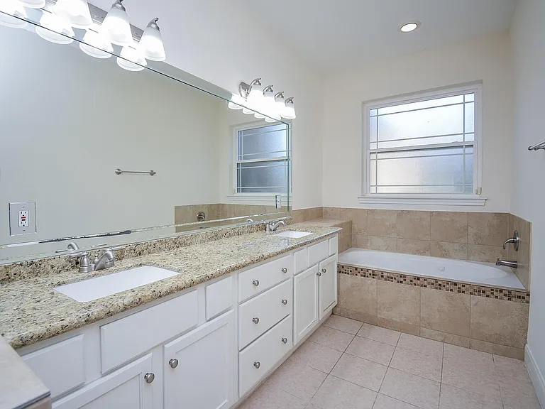 16407 N Eldridge Pkwy #C — Photo 32