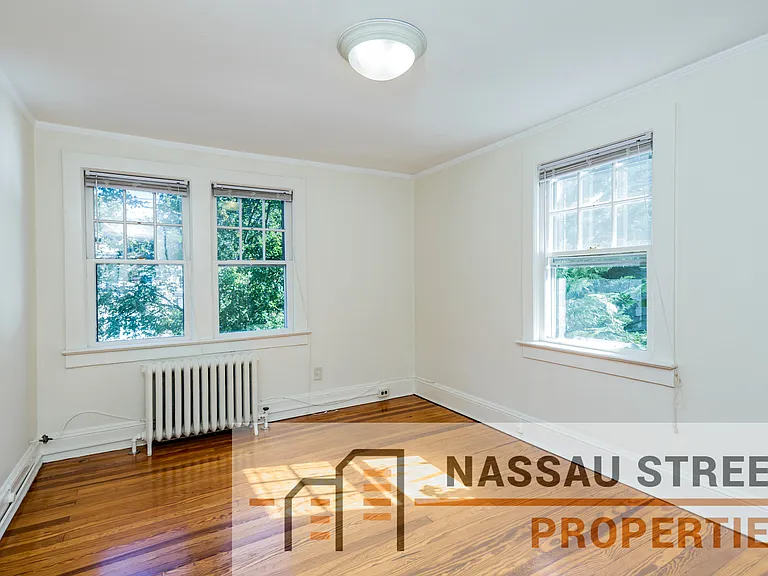 75 S Harrison St — Photo 16