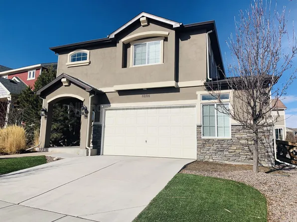 8284 Cypress Wood Dr, Colorado Springs, CO 80927