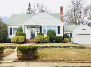 397 Hillberg Ave, Brockton, MA 02301