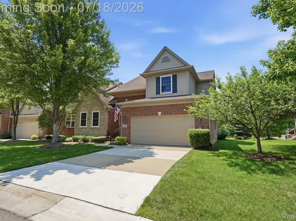 47603 Scenic Circle Dr S, Canton, MI 48188
