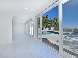 4406 Medley Pl, Encino, CA 91316