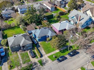 444 Stannard Ave, Victoria, BC V8S 3M5