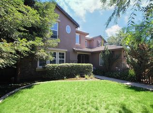 2111 W Wren Ave, Visalia, CA 93291