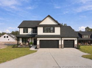 176 Myrtle Oak Dr, Cameron, NC 28326
