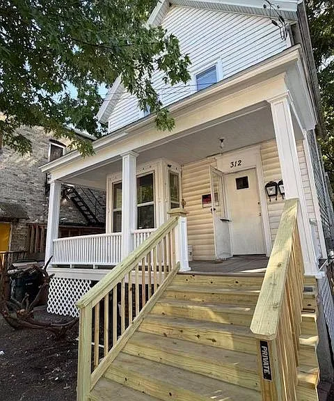 312 S Ingersoll St #1 — Photo 1