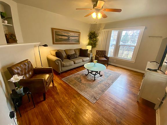 4th image of 131 Wyoming Ave #131