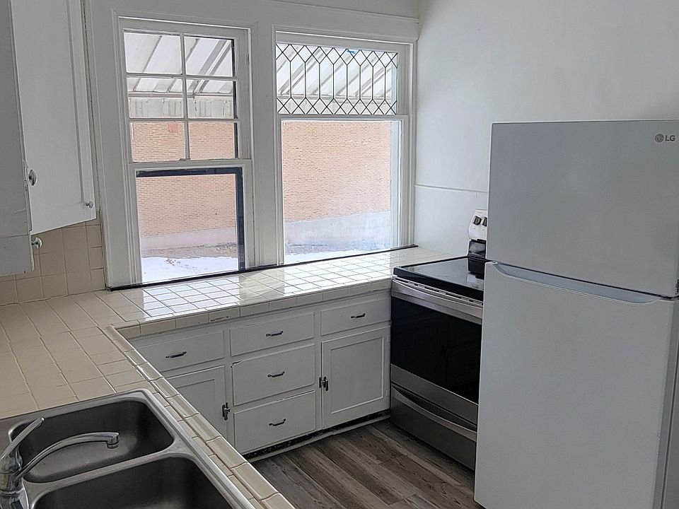 1st image of 146 8th St #11319406