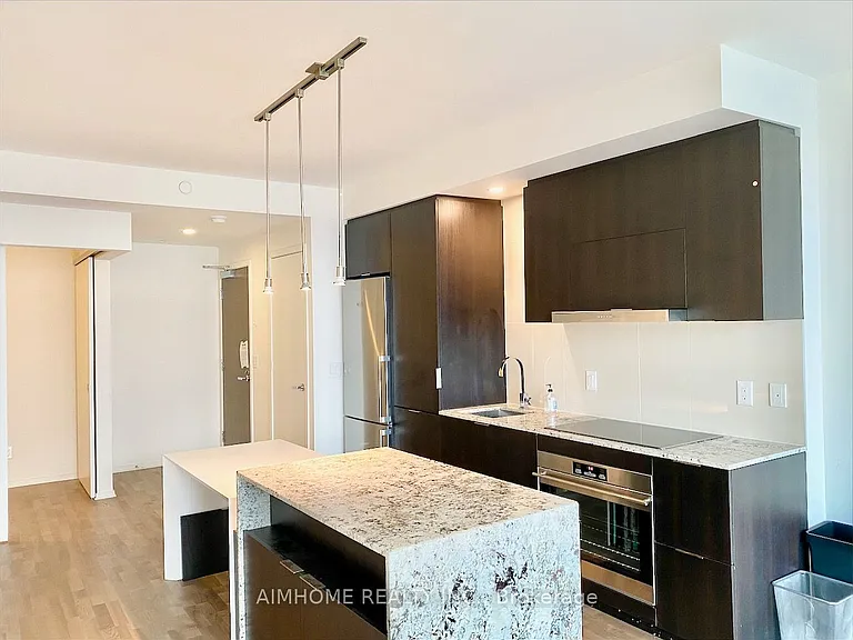 1 Bloor St E #4008 — Photo 2