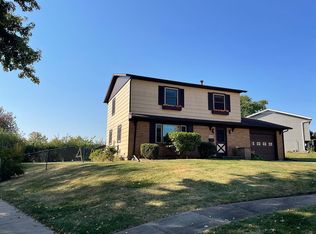 2134 Graham Ct, Dubuque, IA 52002