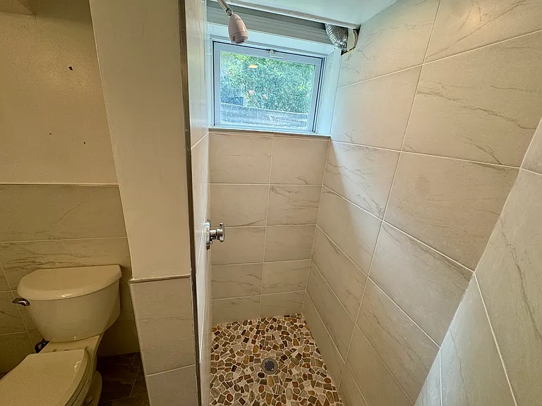 89 Stanley Rd — Photo 15