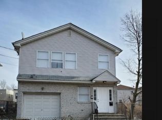 204-206 Fabyan Pl, Newark, NJ 07112