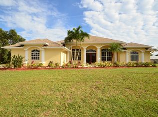 2081 SE Allamanda Dr, Port Saint Lucie, FL 34952
