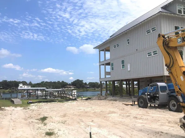 13942 River Rd #2, Pensacola, FL 32507