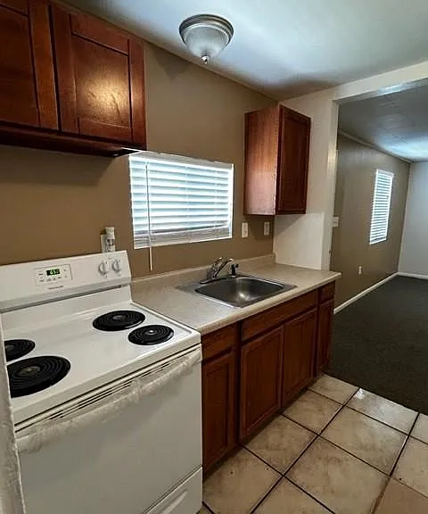373 N Colorado St #A — Photo 3