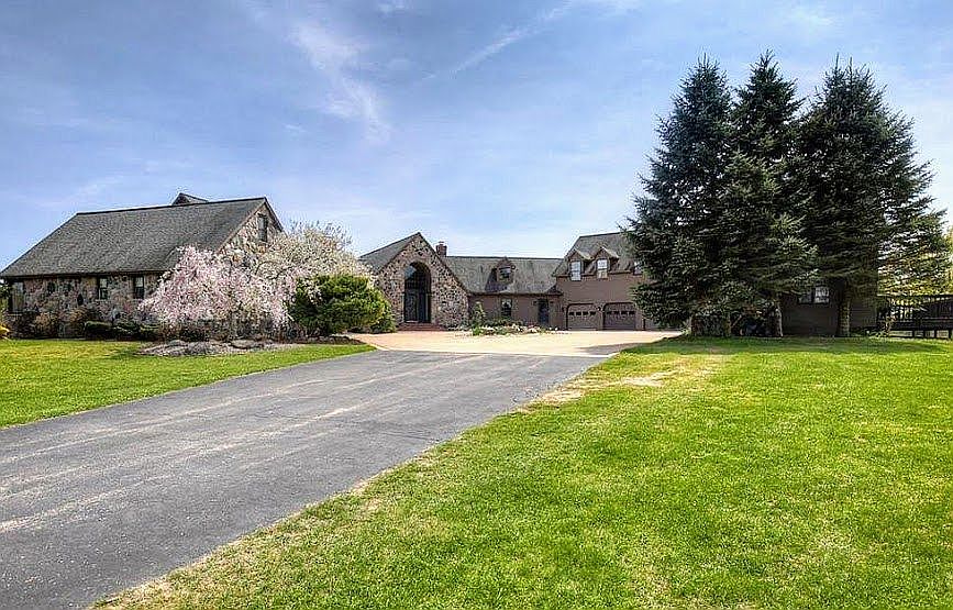 3773 Yeckley Rd, Hastings, MI 49058 Zillow