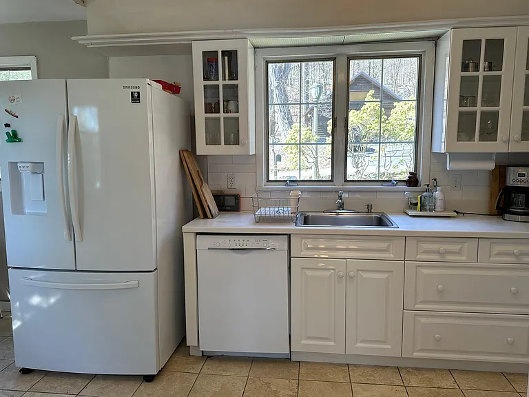 124 W Shore Dr — Photo 19