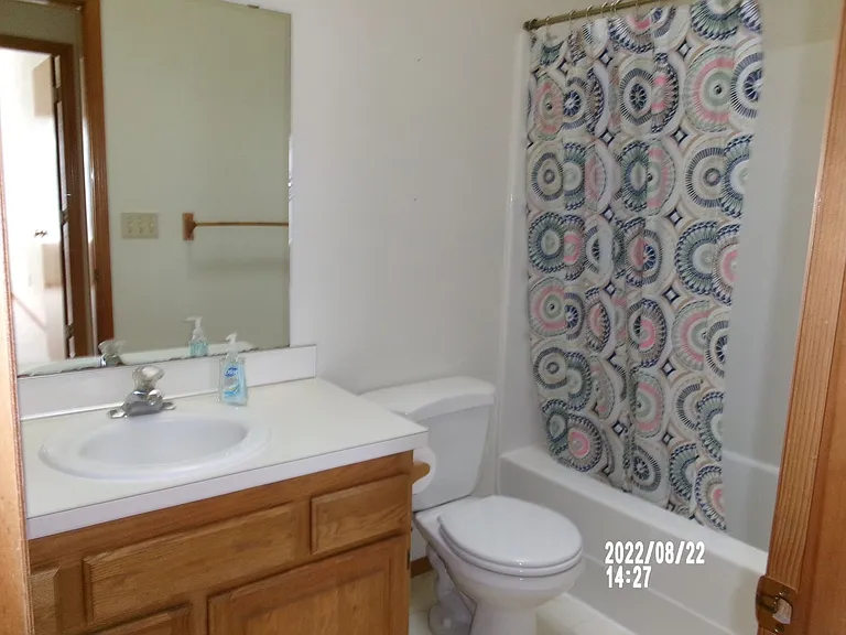 1431 SW Birdie Dr — Photo 8