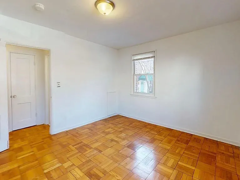 4000 Beecher St NW #101 — Photo 9