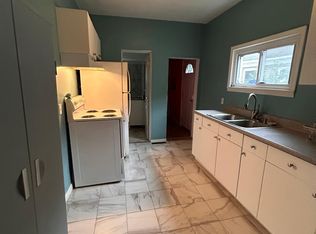 848 E State St, Traverse City, MI 49686