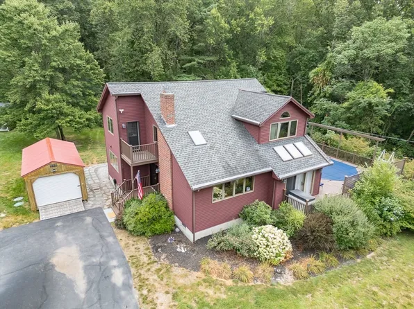 68 Mount Lebanon St, Pepperell, MA 01463