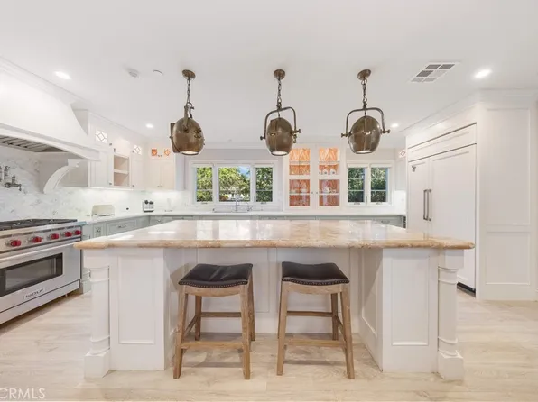 1486 Wembley Rd, San Marino, CA 91108