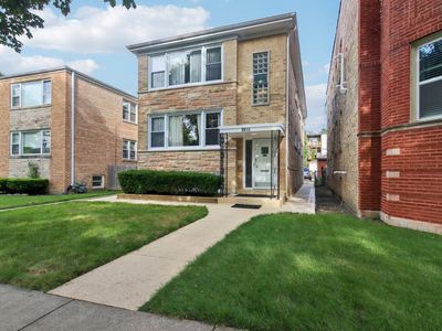 8613 Trumbull Ave, Skokie, IL, 60076