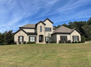 95 Mount Zion Ln, Batesville, AR 72501