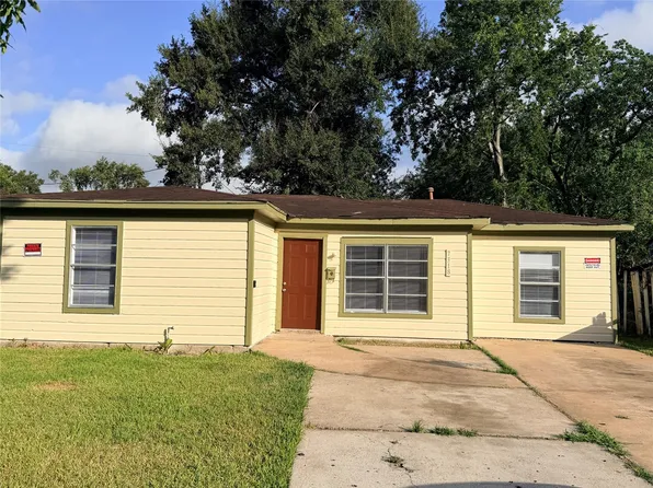 7318 Forrestal St, Houston, TX 77033