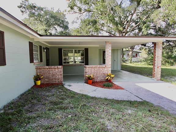 2nd image of 573 Madeira Dr