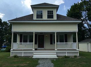 1309 Hope St, Bristol, RI 02809